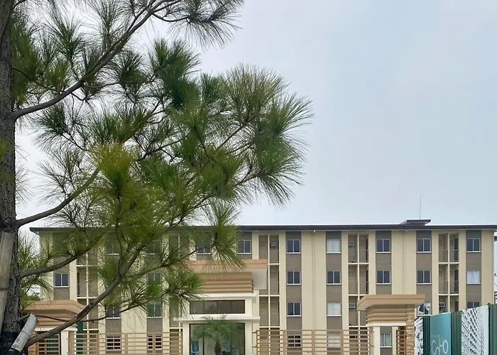Coho The Hermosa - Staycation Unit And Balcony View With Swimming Pool And Open Court Access