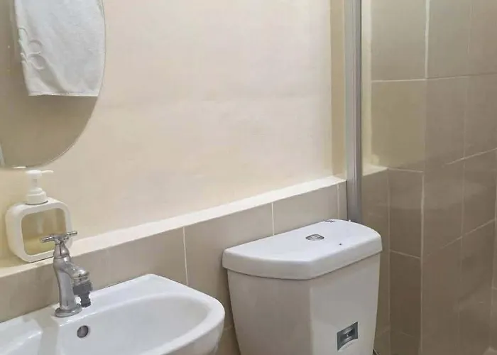 Coho The Hermosa - Staycation Unit And Balcony View With Swimming Pool And Open Court Access