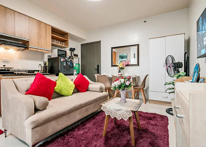 Coho The Hermosa - Staycation Unit And Balcony View With Swimming Pool And Open Court Access * Manilla